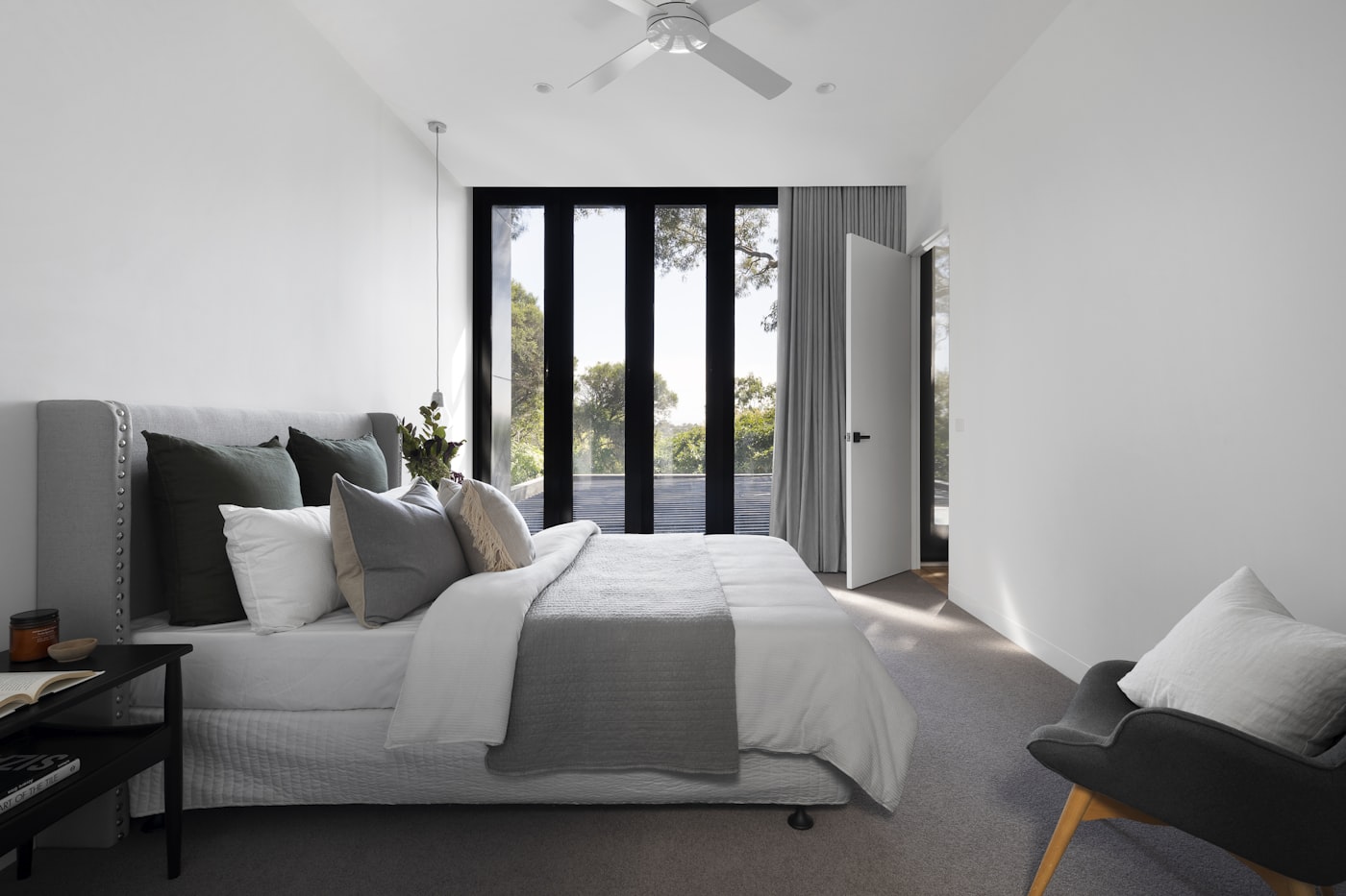 Boulder Master Suite — Suite bedroom